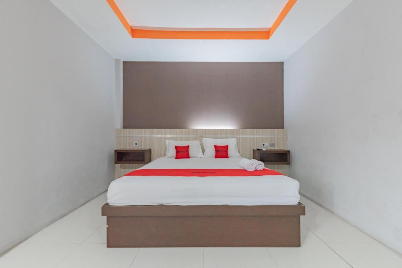 Reddoorz Near Plaza Balikpapan Hotel ภายนอก รูปภาพ