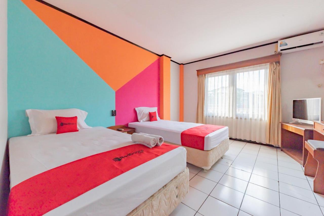 Reddoorz Near Plaza Balikpapan Hotel ภายนอก รูปภาพ