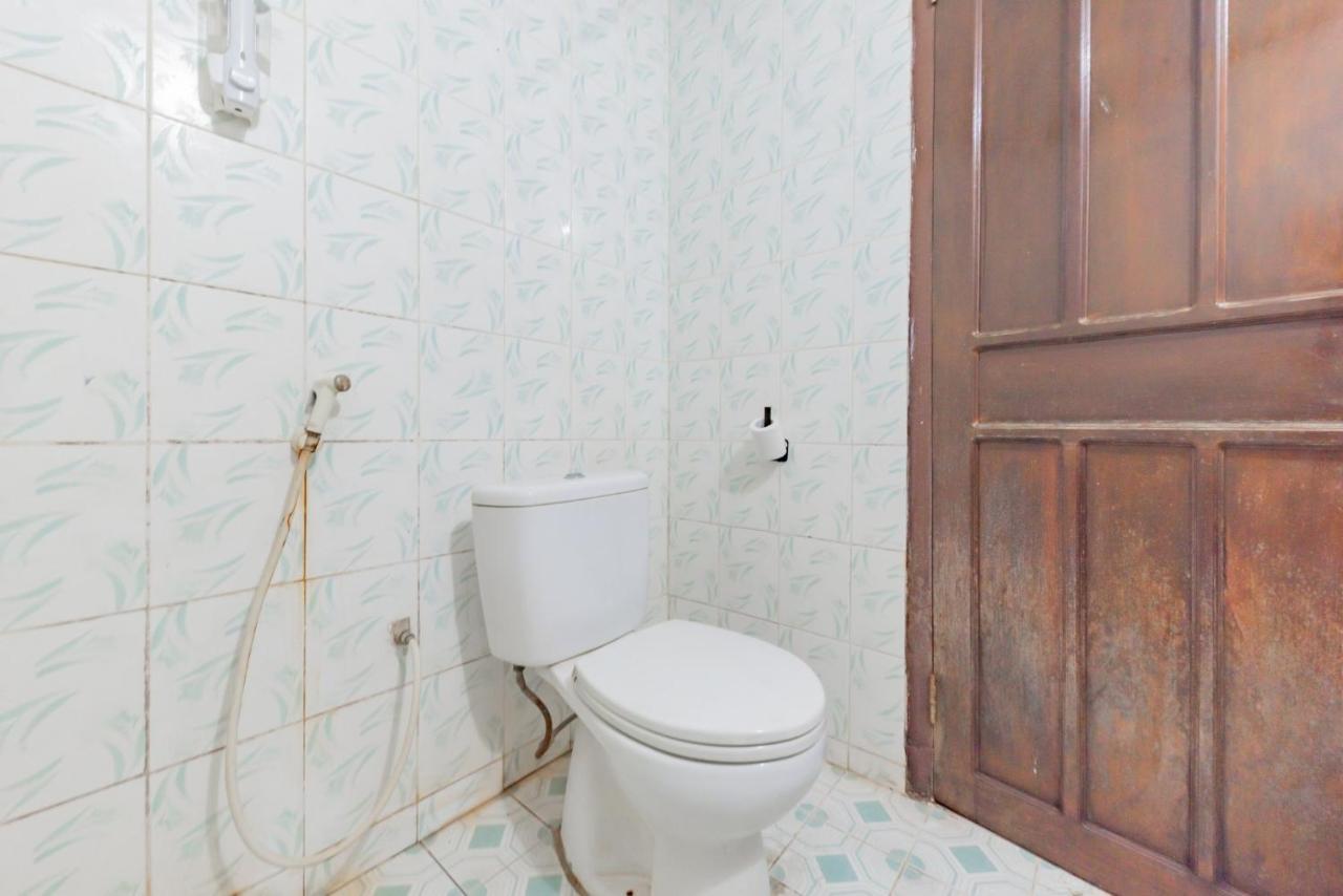 Reddoorz Near Plaza Balikpapan Hotel ภายนอก รูปภาพ