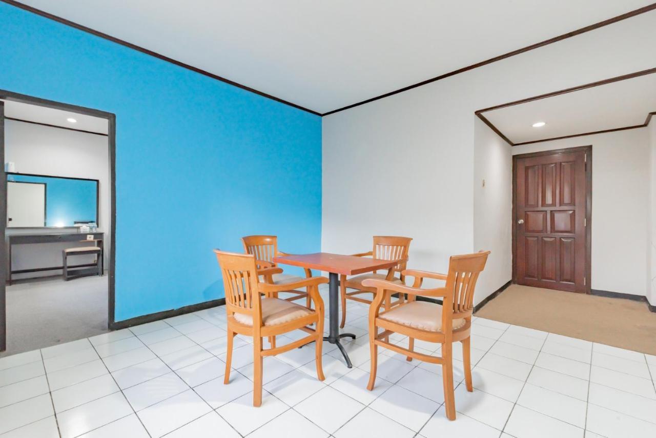 Reddoorz Near Plaza Balikpapan Hotel ภายนอก รูปภาพ
