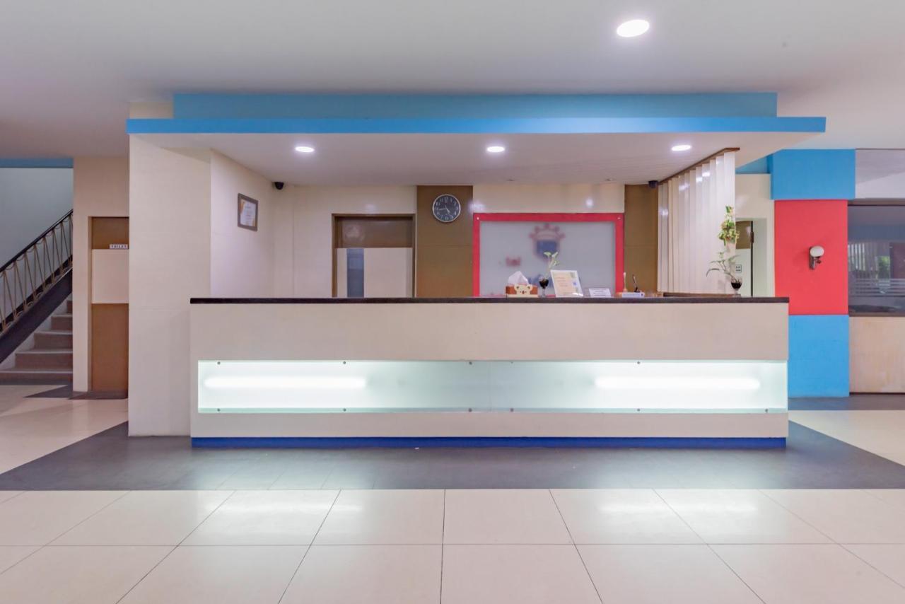 Reddoorz Near Plaza Balikpapan Hotel ภายนอก รูปภาพ