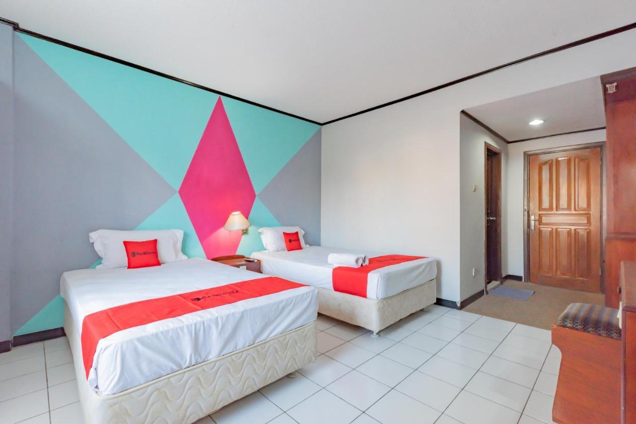 Reddoorz Near Plaza Balikpapan Hotel ภายนอก รูปภาพ