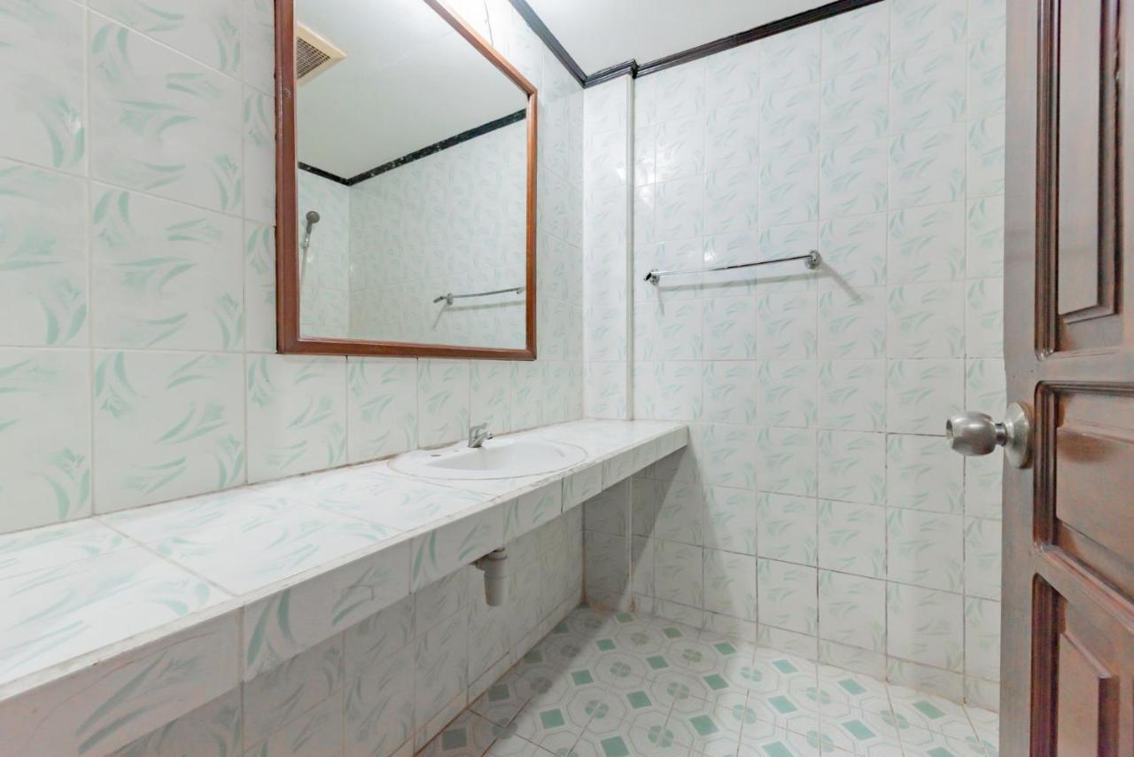 Reddoorz Near Plaza Balikpapan Hotel ภายนอก รูปภาพ